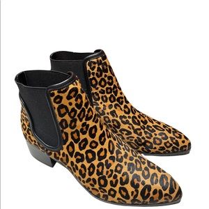 Donald/Pliner Dyla haircalf Booties Size 6.5 M